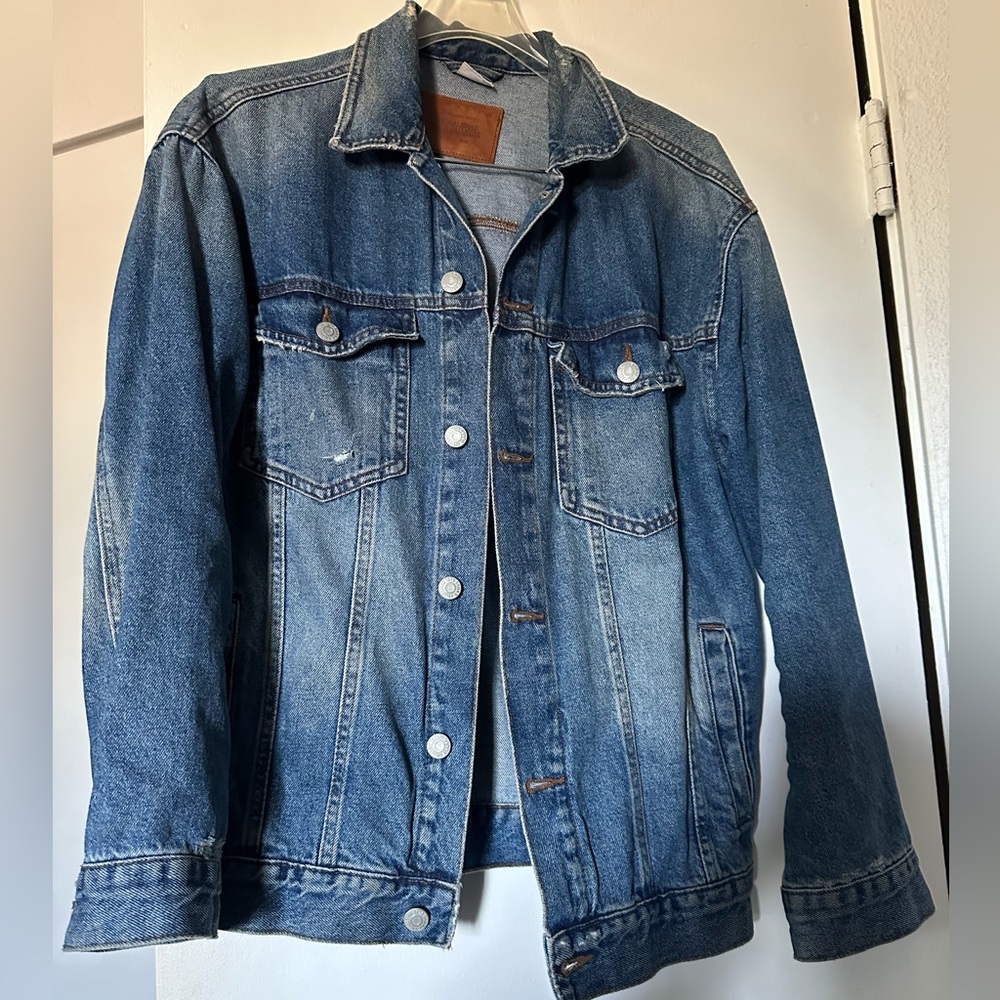 Zara Blue Jean Jacket Timeless Design